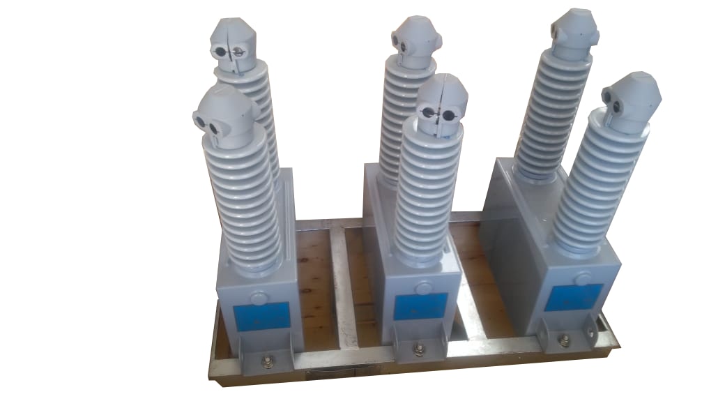 Banco fijo de capacitores tipo poste de 300 kvar para sistema de 13.8KV en Marca SIM Completo HR