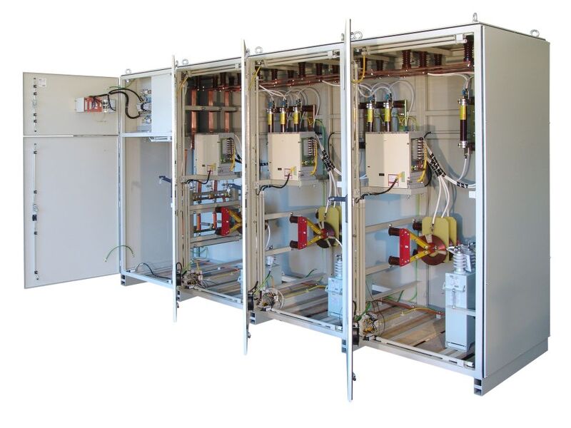 Banco de Capacitores en Gabiente de 7 MVAR 34.5 KV Banco de Capacitores en Gabiente de 7 MVAR 34.5 KV